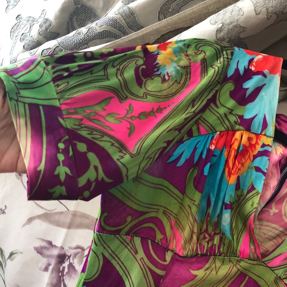 1970 Vintage print dress Zipper back Ver good condition Puff sleeve One fault - Picture 5 of 12